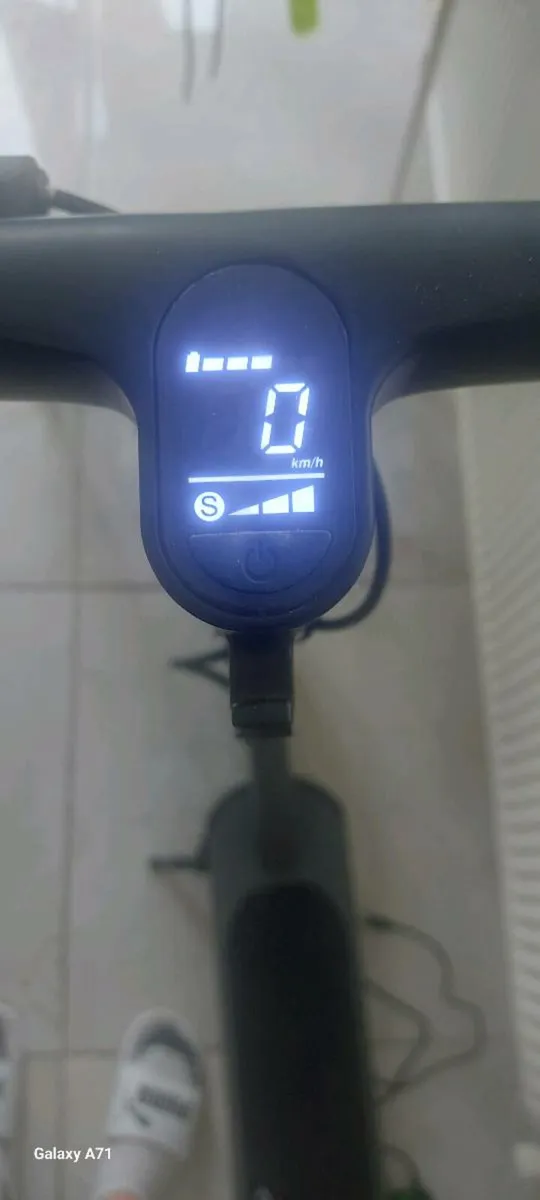 Electric scooter - Image 3
