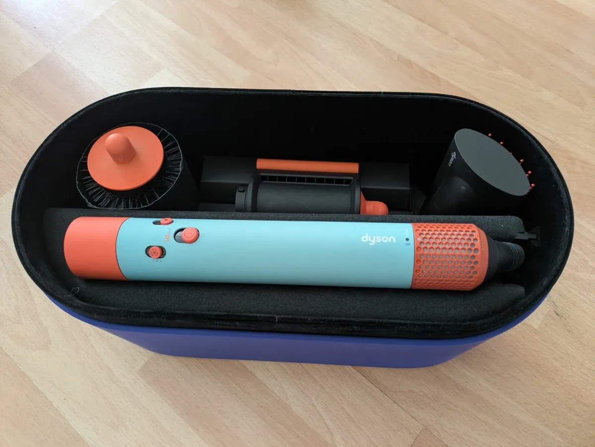 Dyson Airwrap – Like New, Still Under Warranty - Image 1