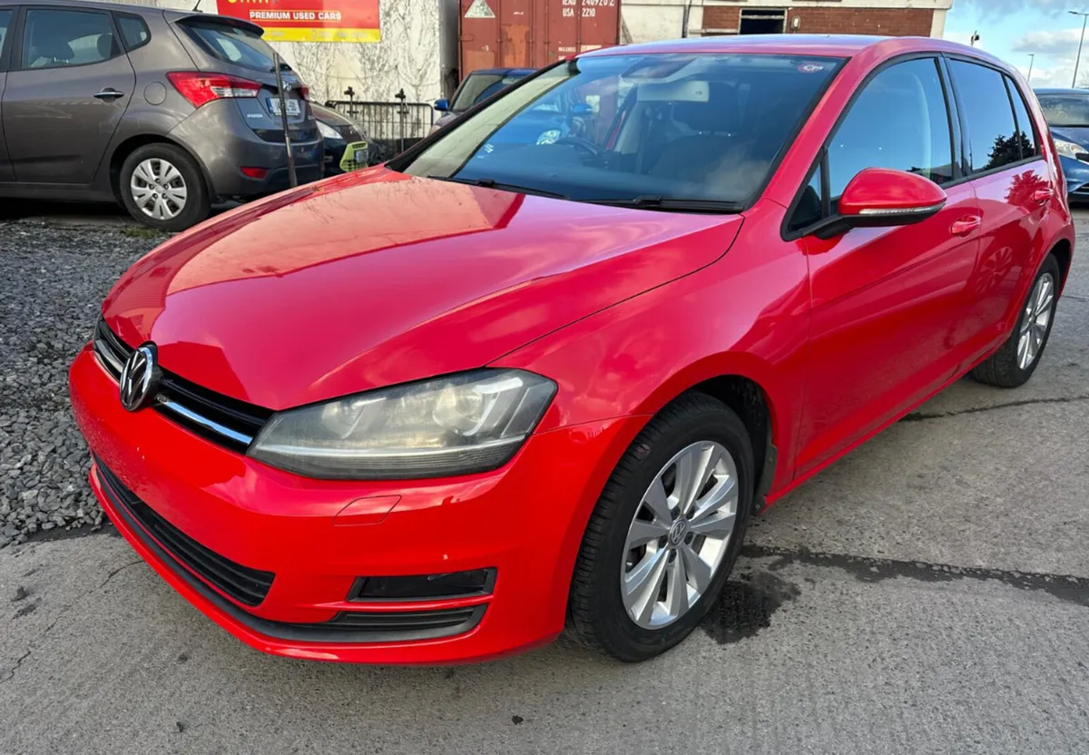 VOLKSWAGEN GOLF 1.2 TSI AUTO 2013/ Warranty - Image 1