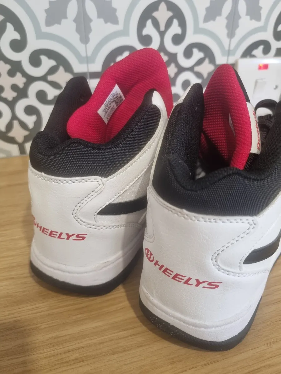 Heelys - Image 1