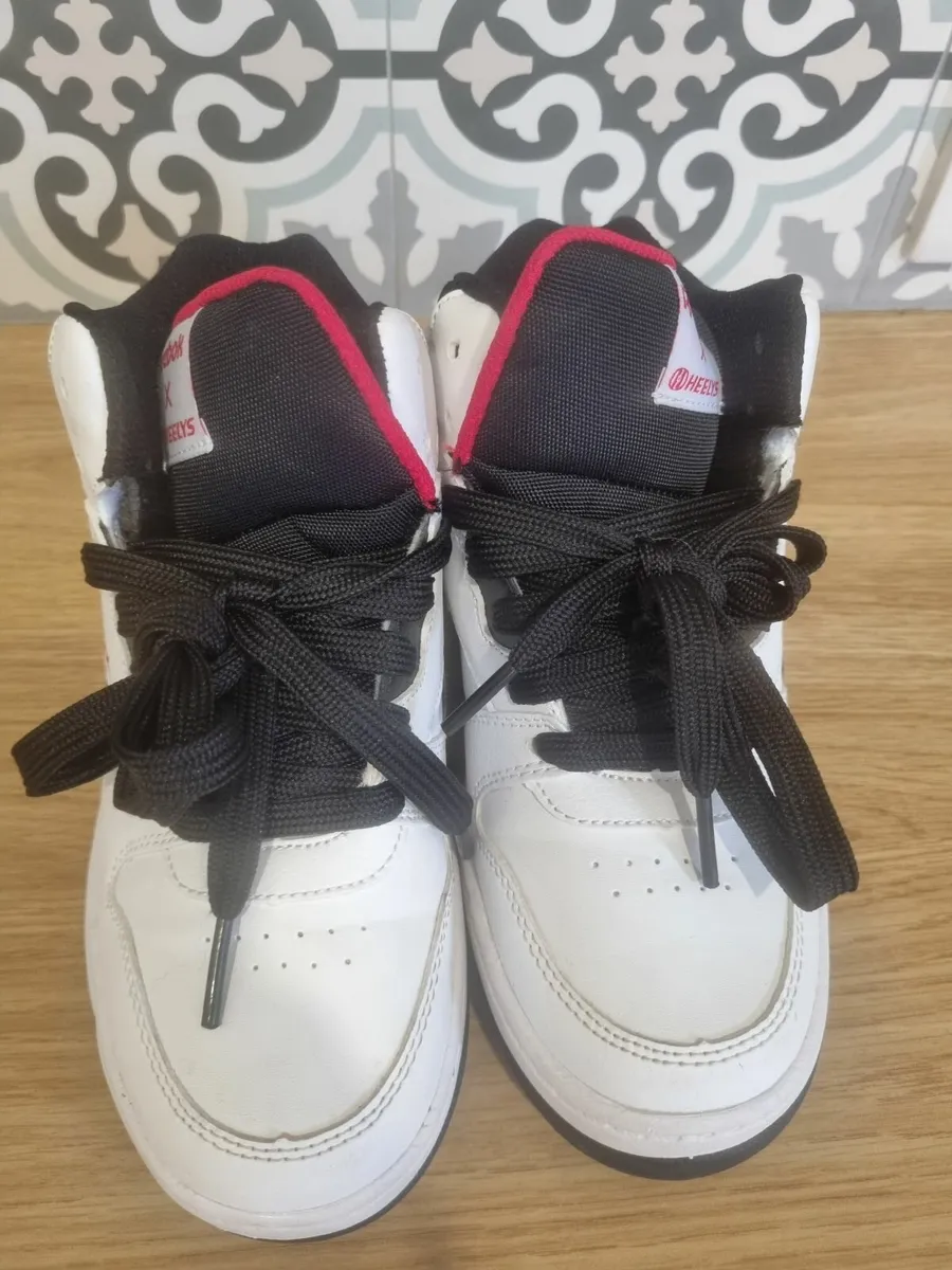 Heelys - Image 3