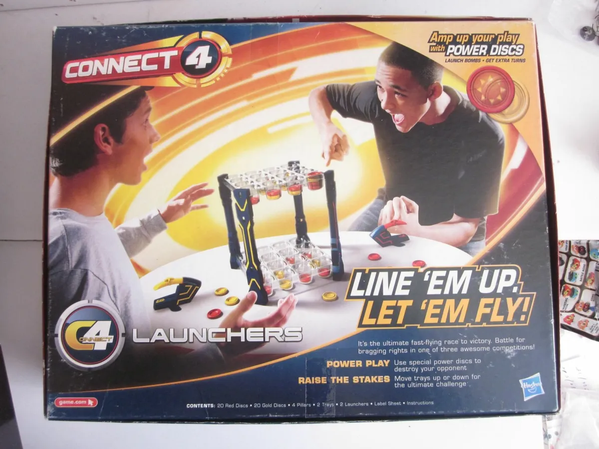 Connect 4 Launchers Board Game 2012 - Image 2