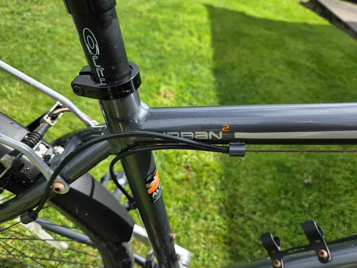 Raleigh (Pioneer Series) "Urban" bike (21") - Image 4