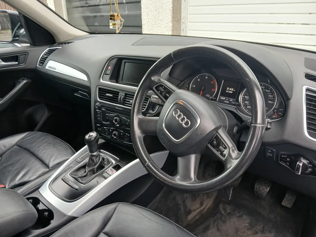 Audi Q5 2012 - Image 1