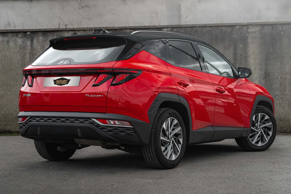 Hyundai Tucson 2022 HIGH SPEC. EXECUTIVE TWOTONE S - Image 4