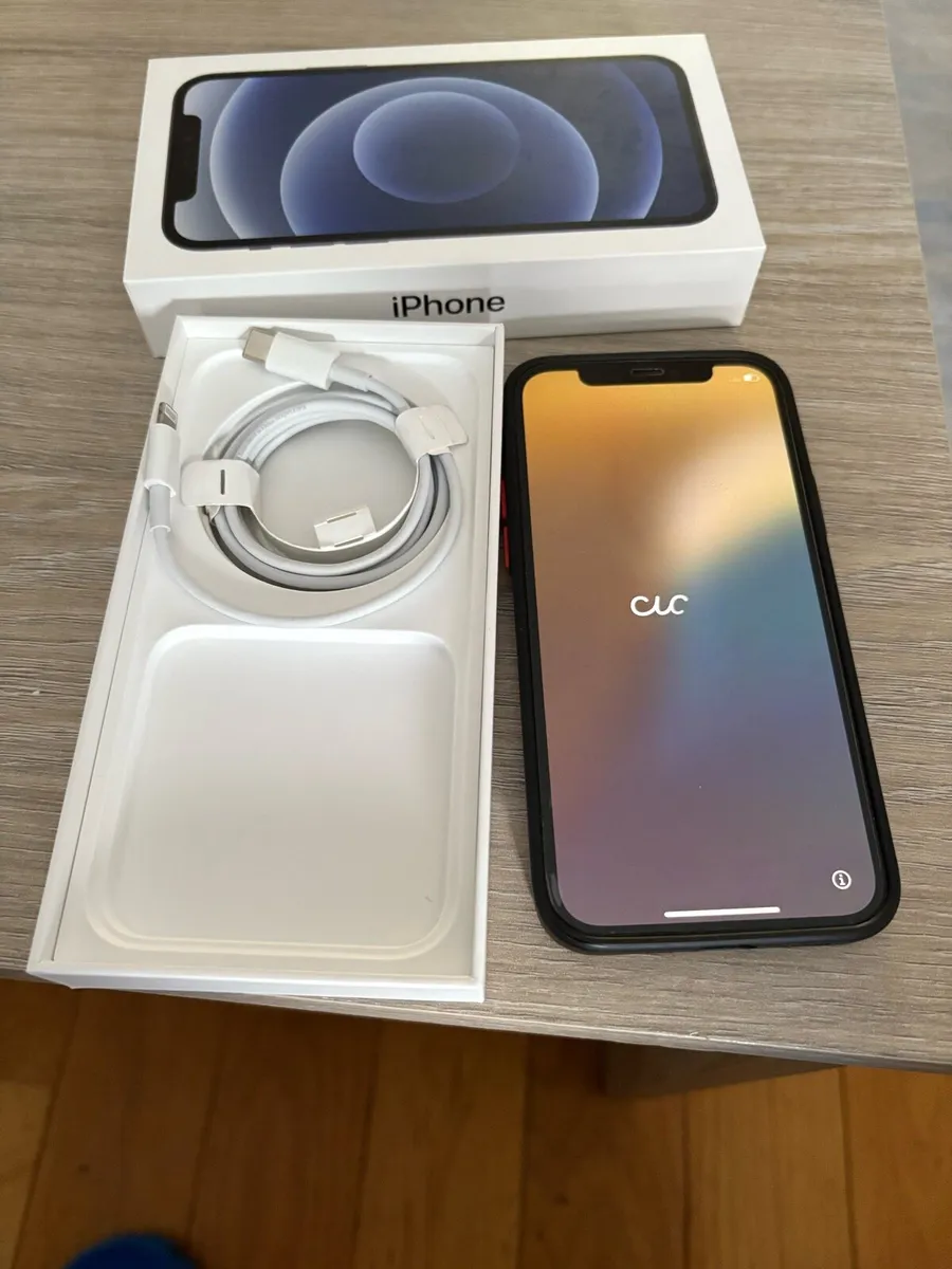 iPhone - Image 1