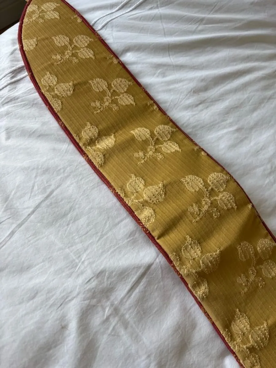 curtains - Image 2