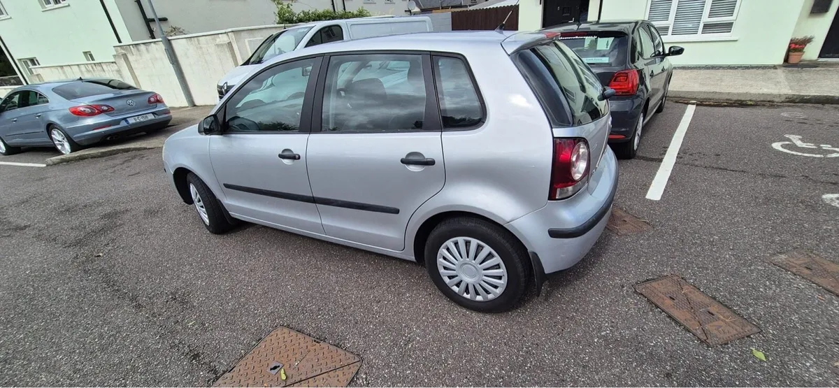 Volkswagen Polo 1.2 Petrol **LOW MILEAGE** - Image 3