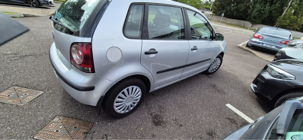 Volkswagen Polo 1.2 Petrol **LOW MILEAGE** - Image 4