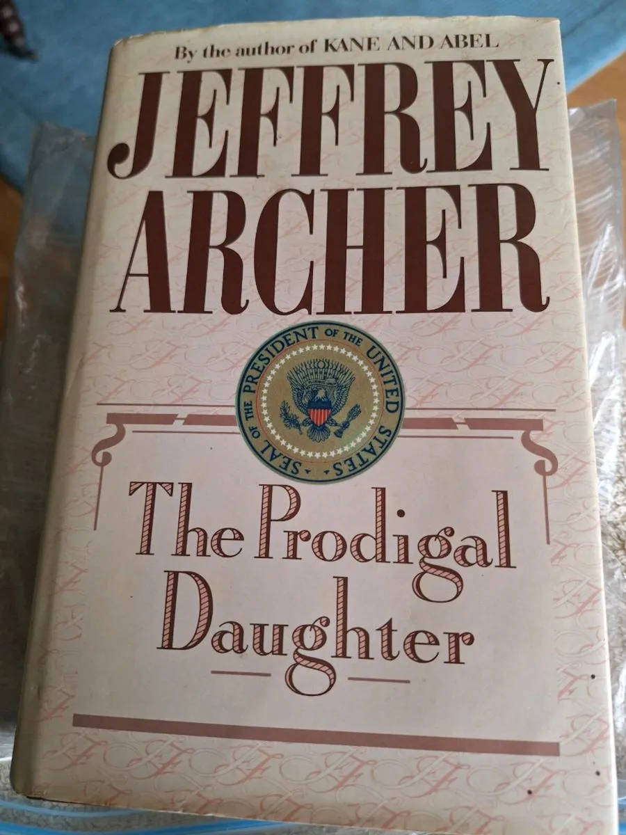 First Edition Signed By Author. Jeffrey Archer - Image 1