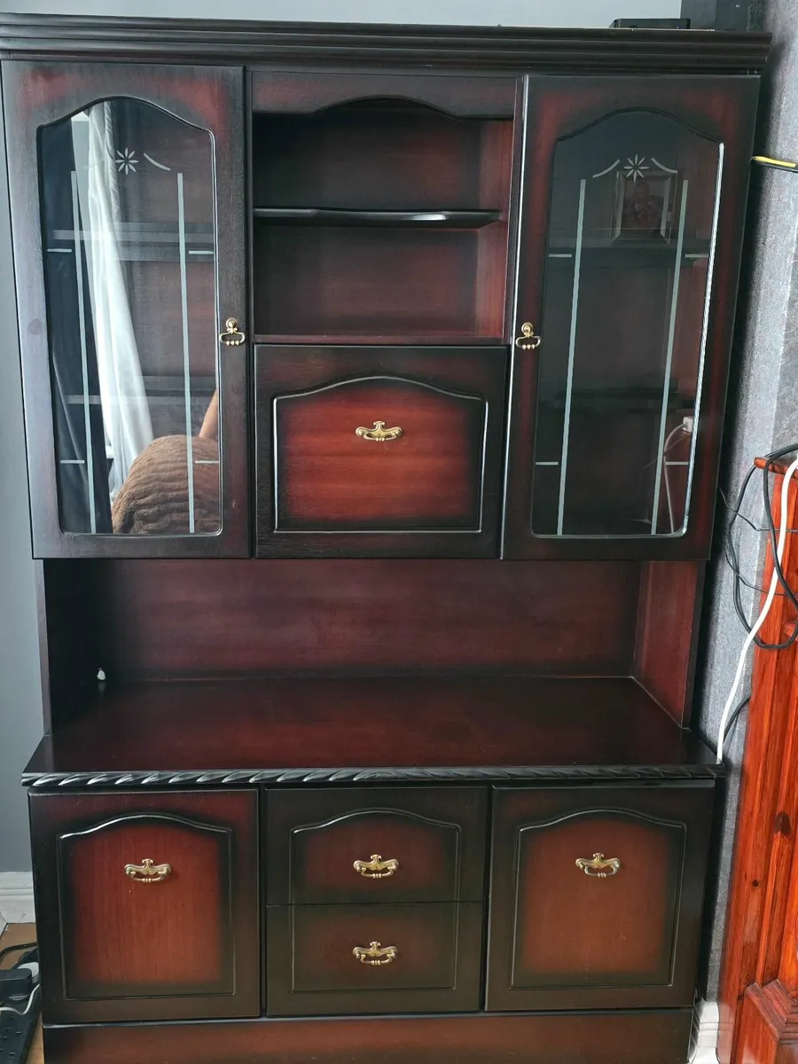 Cabinet - Image 4