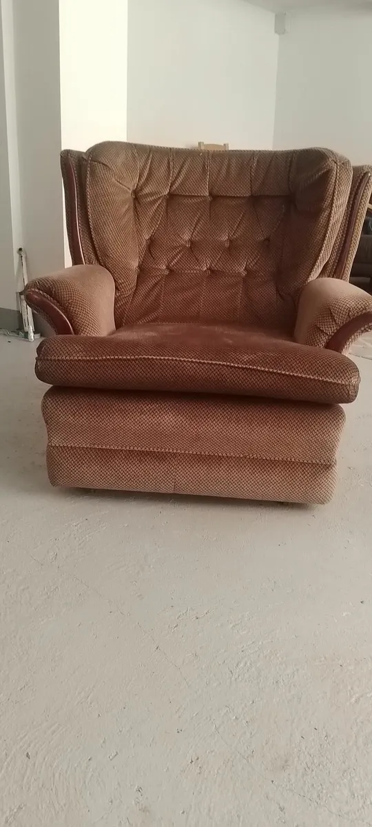 armchair - Image 1