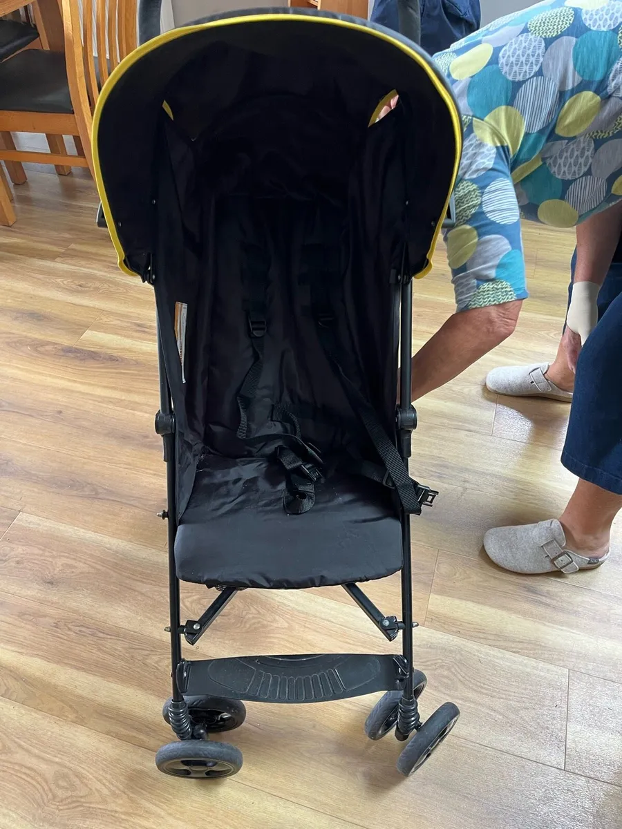 Child’s Stroller & travel Cot - Image 2