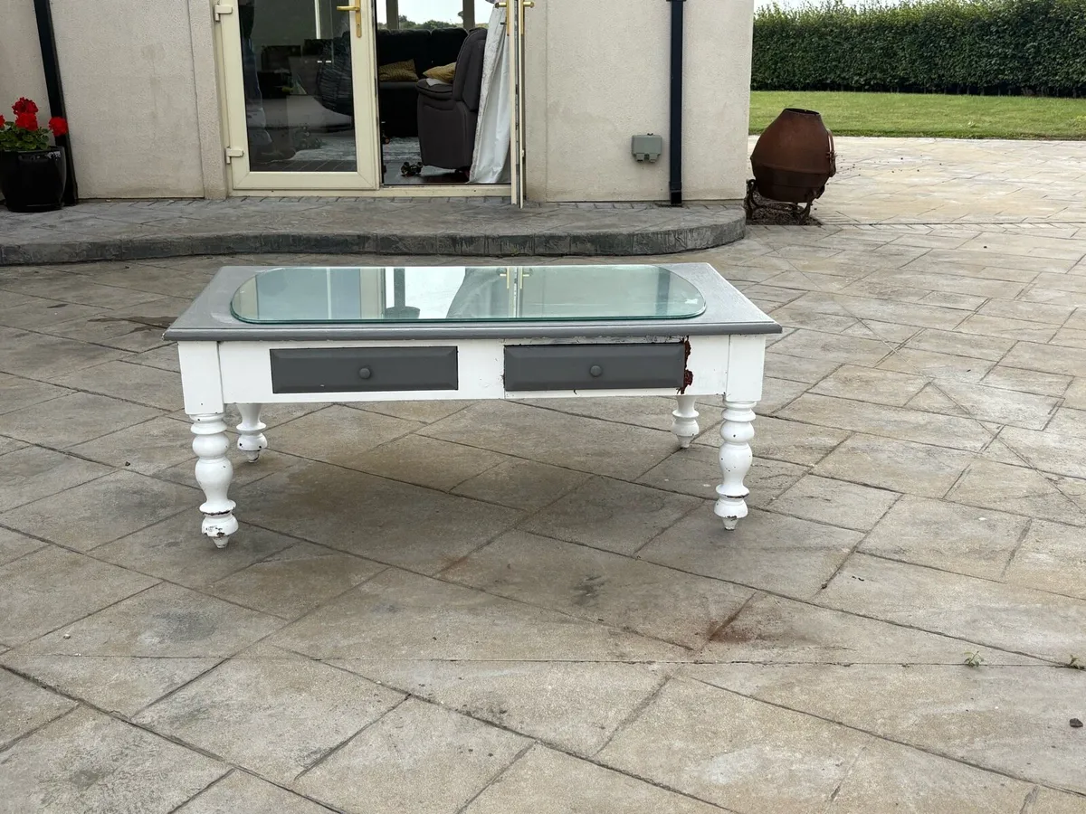 Coffee table - Image 2