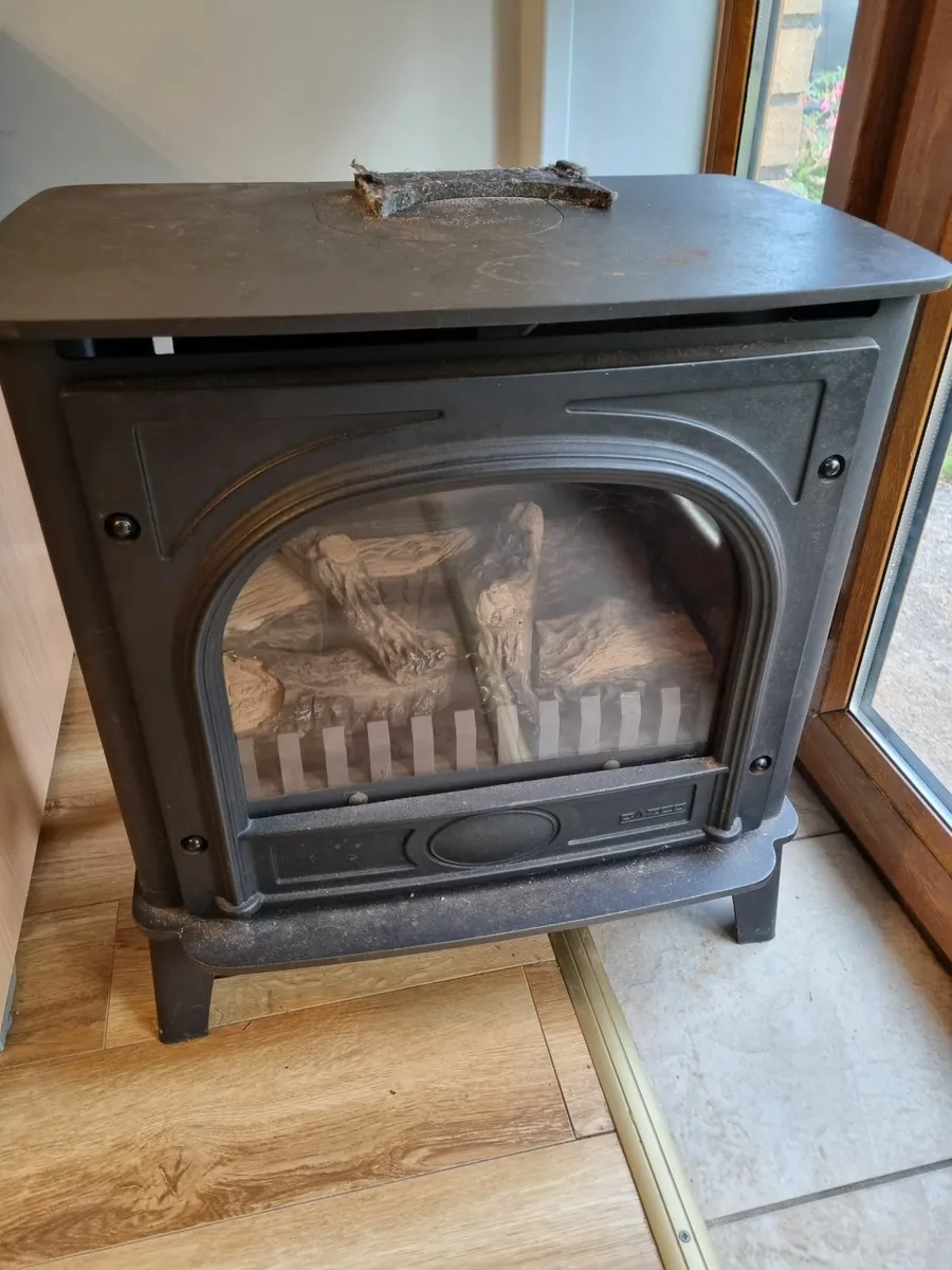 Gazco Log Effect Gas Stove. - Image 1