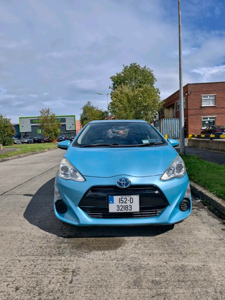 Automatic Hybrid Toyota Aqua 2015 NCT 12/26 - Image 2