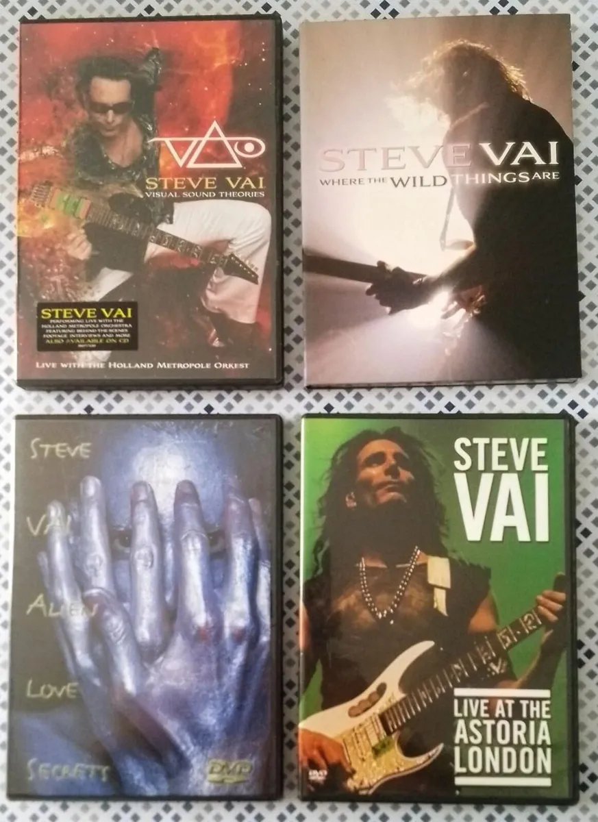 Strat / Stratocaster Guitar Videos 3 for 20 euro - Image 1