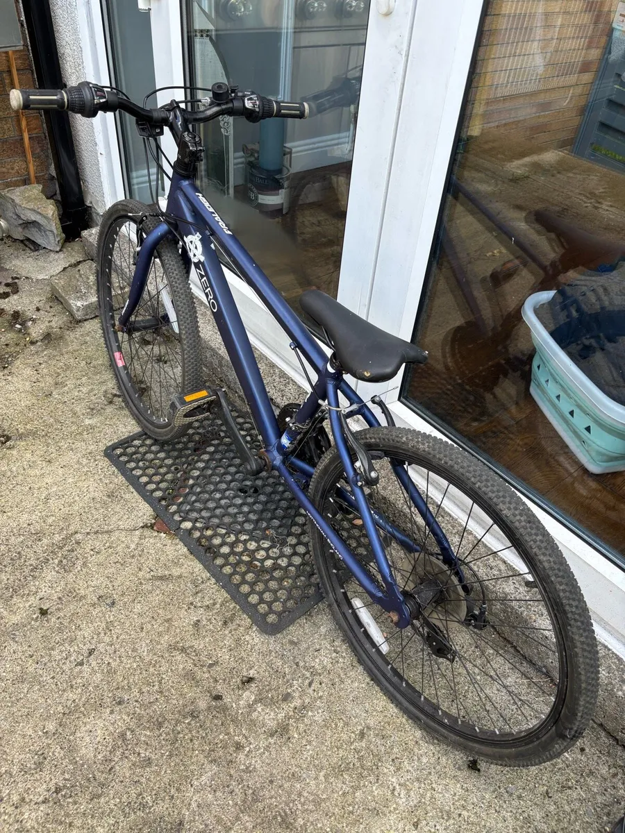 Raleigh X 23 inch wheel bike - Image 3
