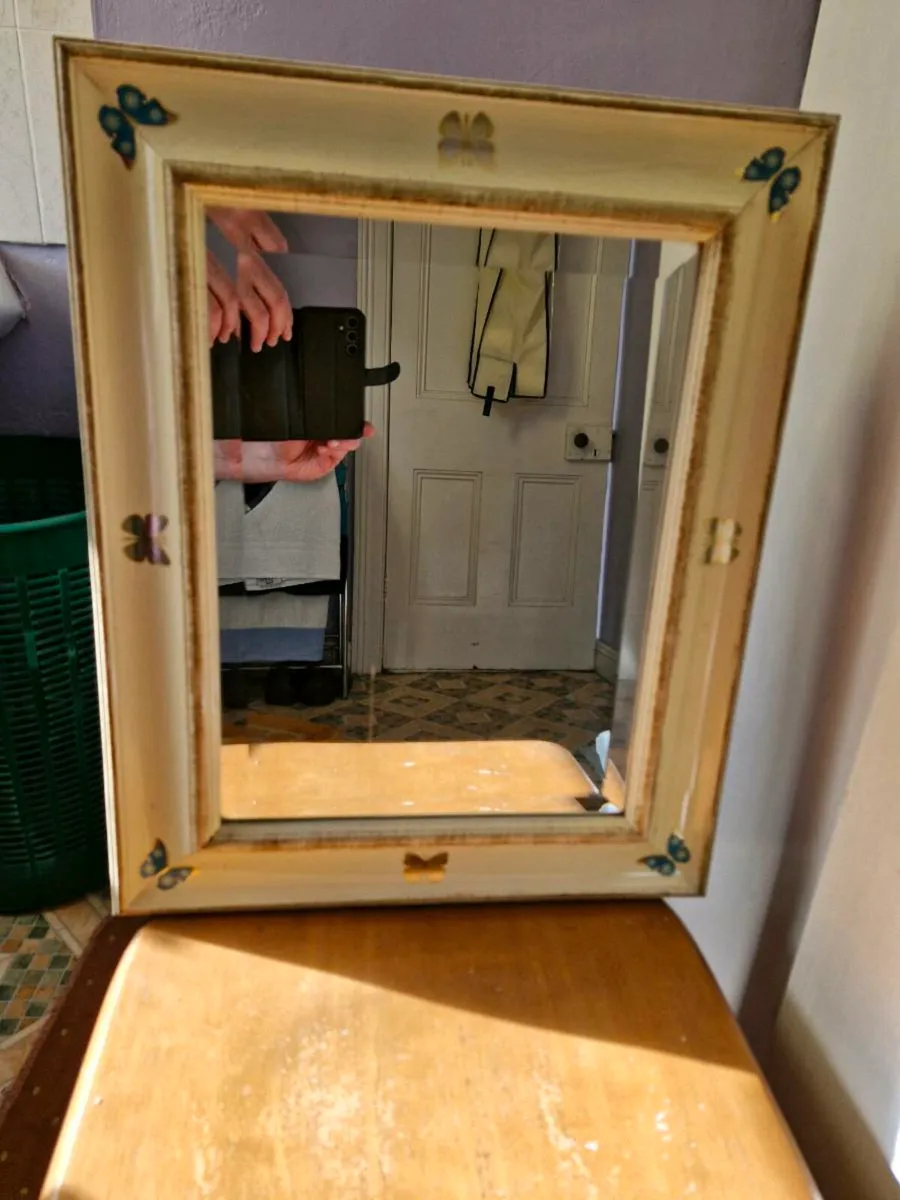 Mirror - Image 2
