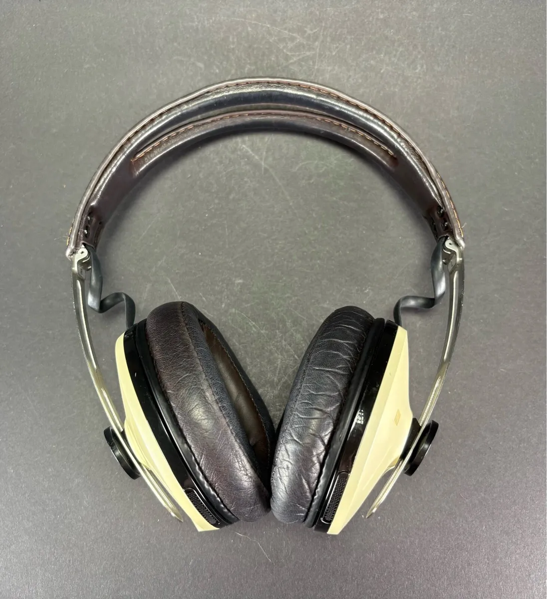 SENNHEISER MOMENTUM 2.0 Headphone Headset- wireles - Image 1
