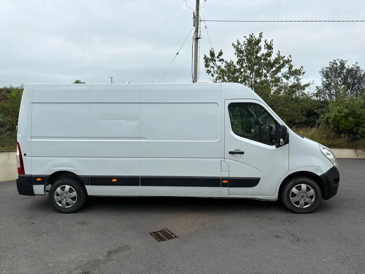 2016 Renault Master van - Image 4