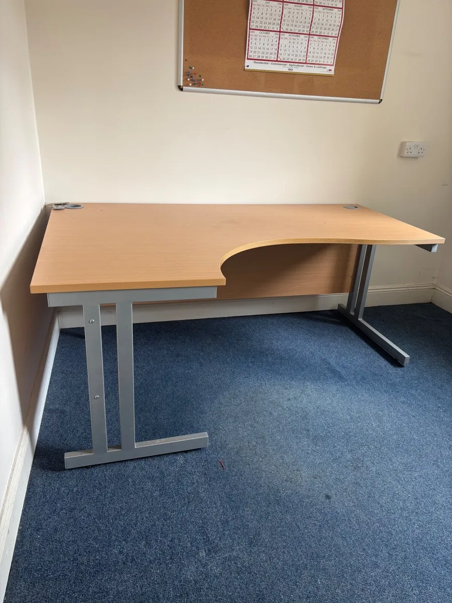 Office Desk - Image 1