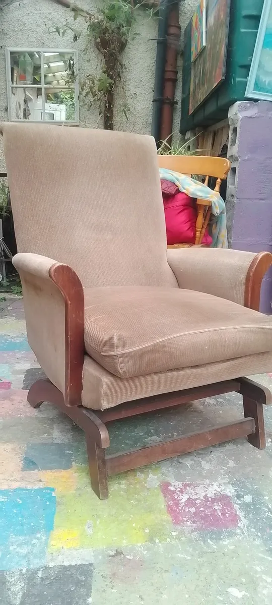 Armchair - Image 1