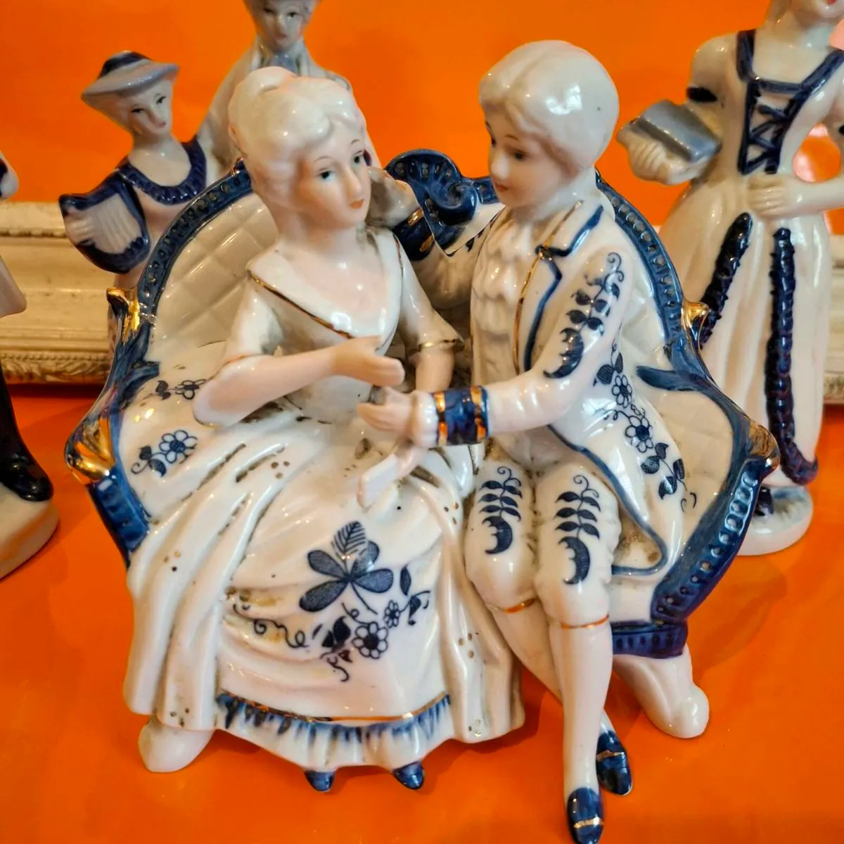 Collection of Delft Figurines - Image 2