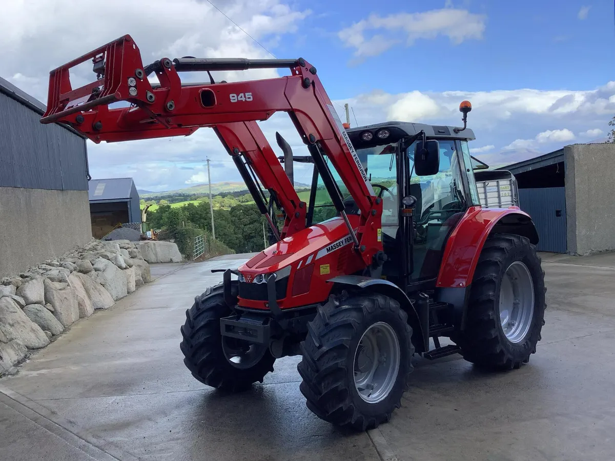 2012 MF 5450 - Image 3
