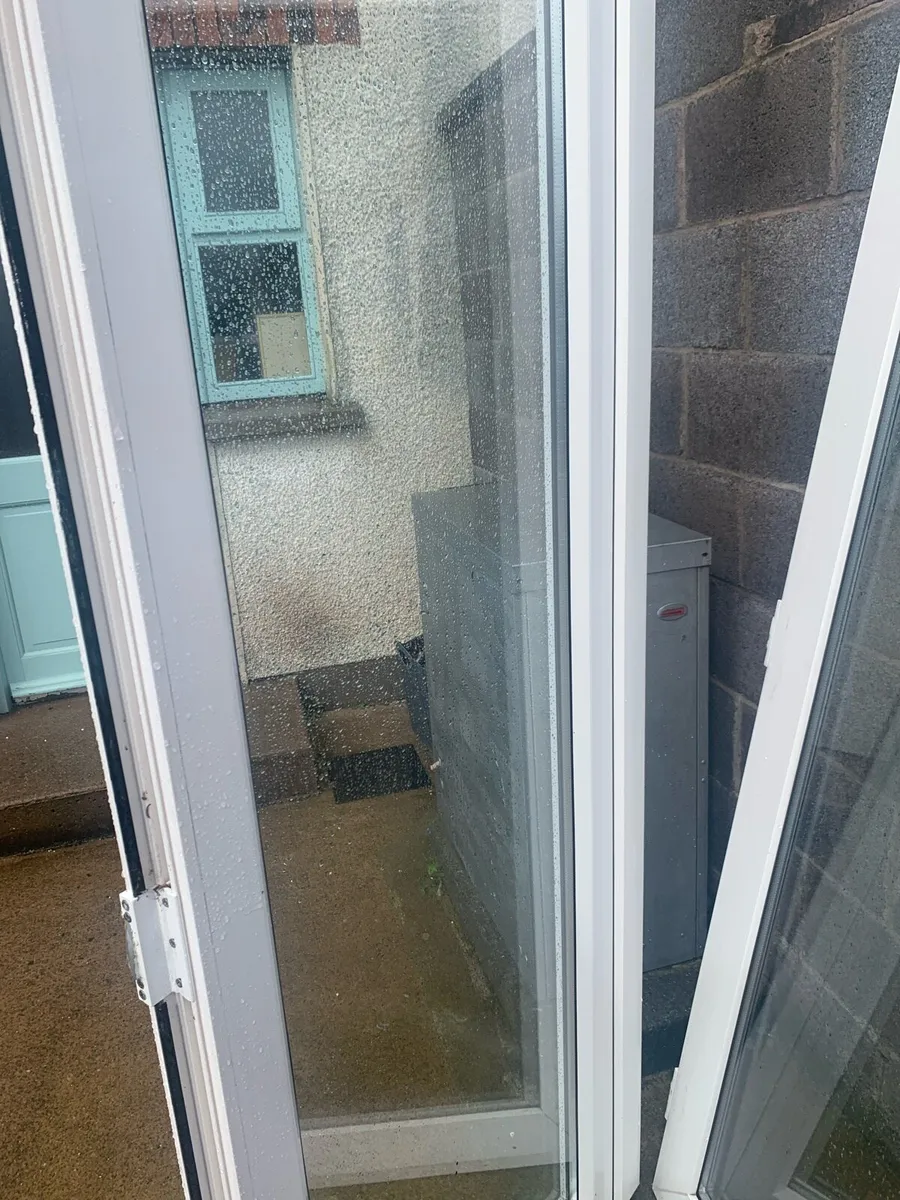Back patio doors - Image 3