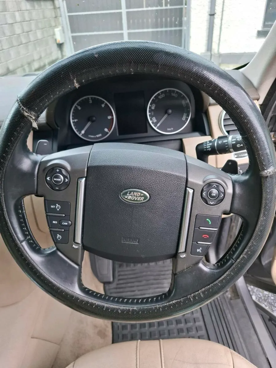 Landrover Discovery commercial crewcab - Image 3