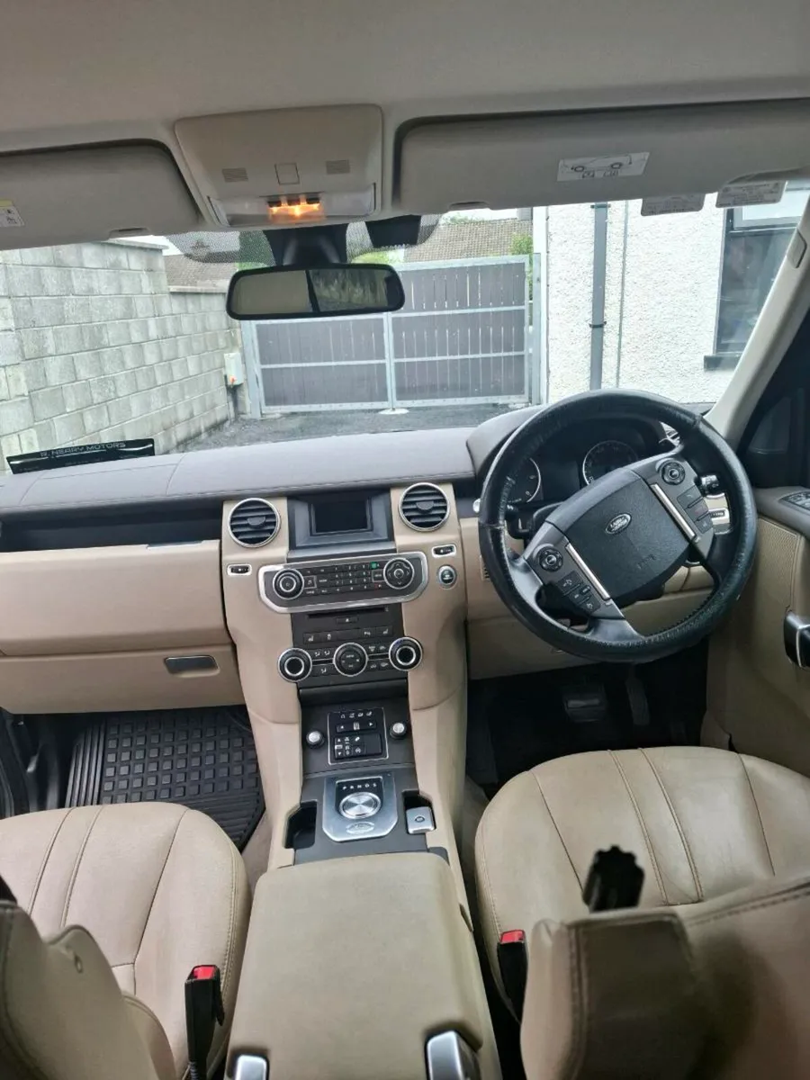 Landrover Discovery commercial crewcab - Image 4