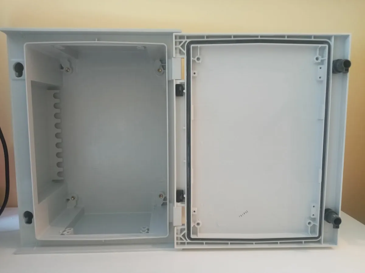 Delivery - SCHNEIDER ELECTRIC WALL BOX NSYPLM43G - Image 4