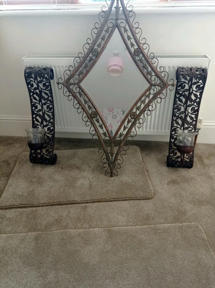 Mirror and two candlestick holders - Image 2