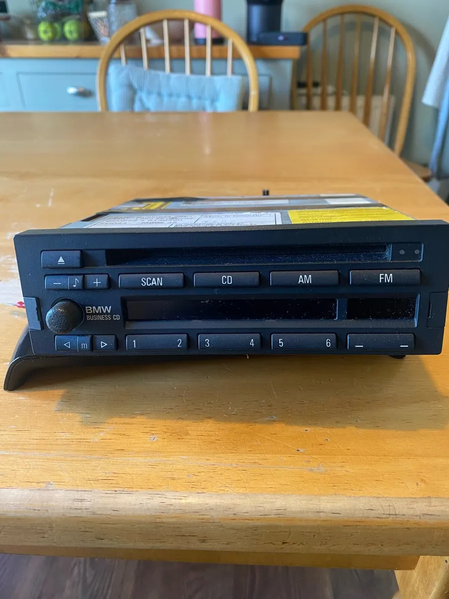 BMW cd radio cd player - Image 1