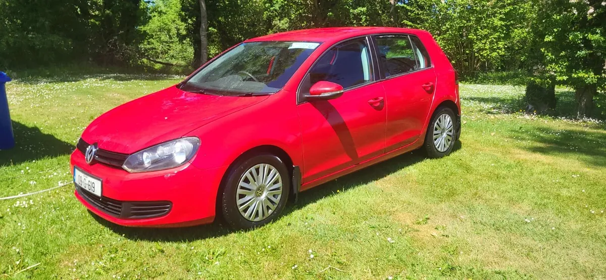 Volkswagen Golf 2L Diesel - Image 1