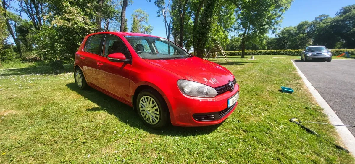 Volkswagen Golf 2L Diesel - Image 2