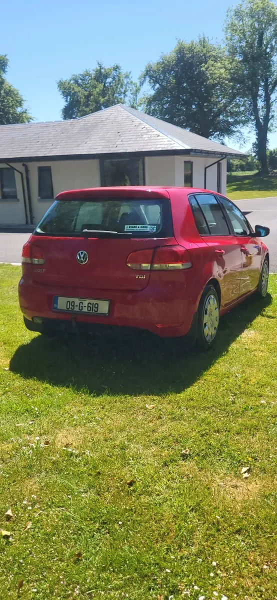 Volkswagen Golf 2L Diesel - Image 3