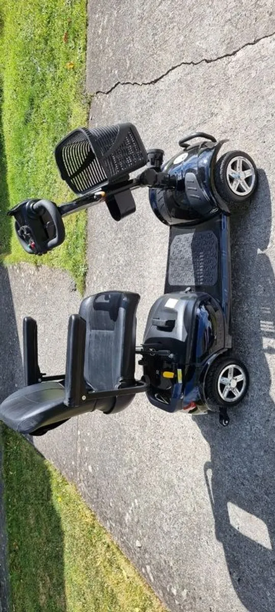 Mobility scooter - Image 1