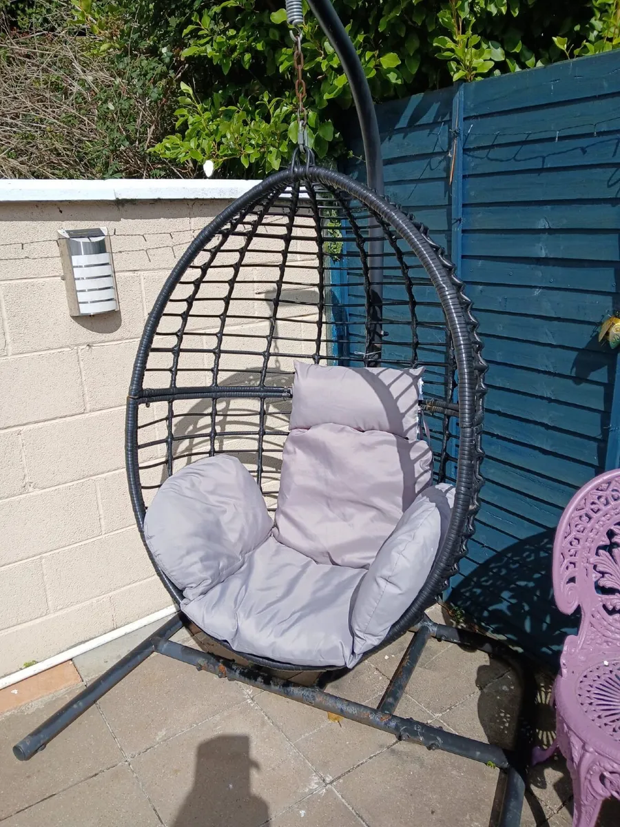 Egg chair - Image 2