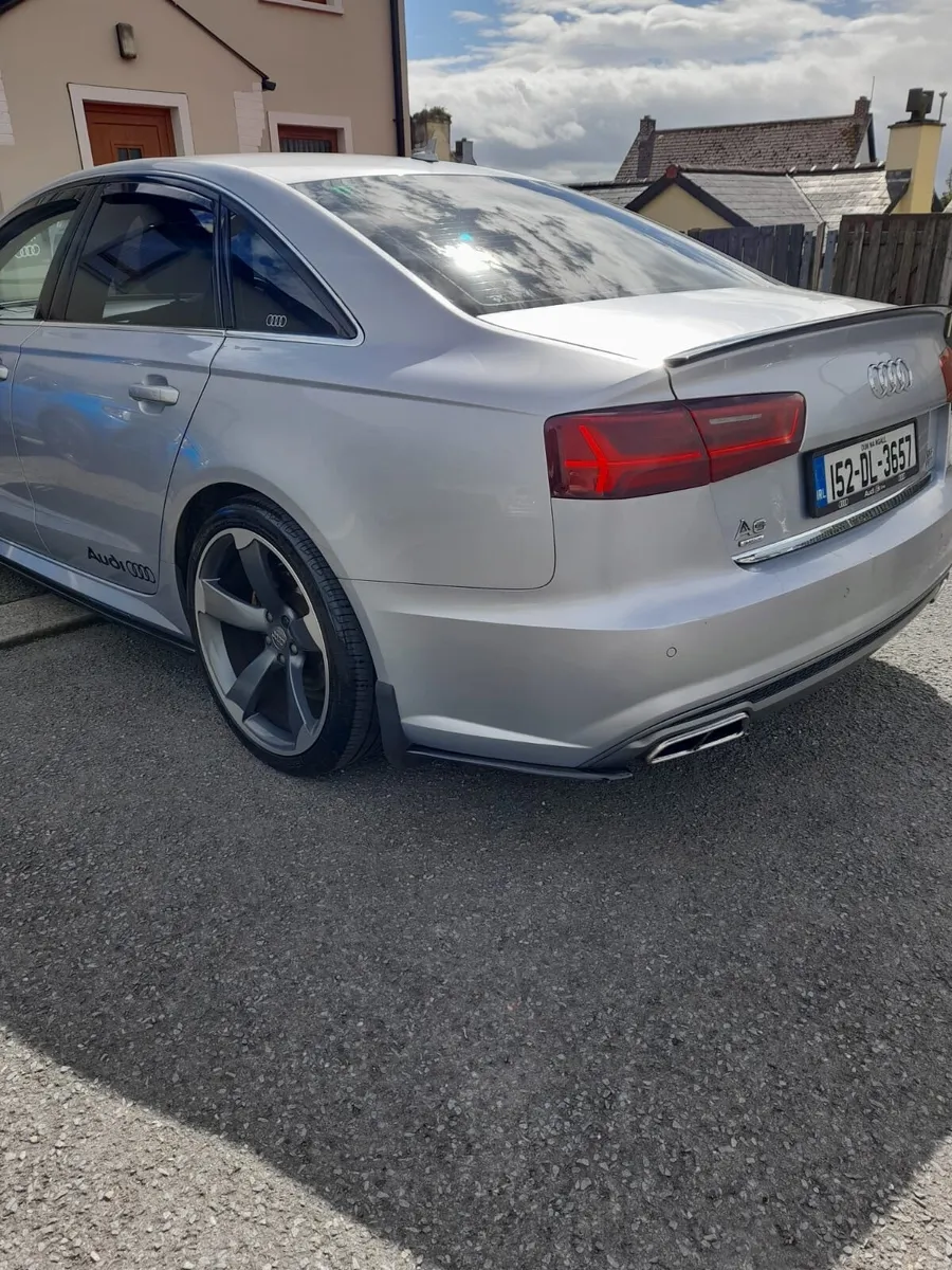 Audi A6 2015 - Image 2