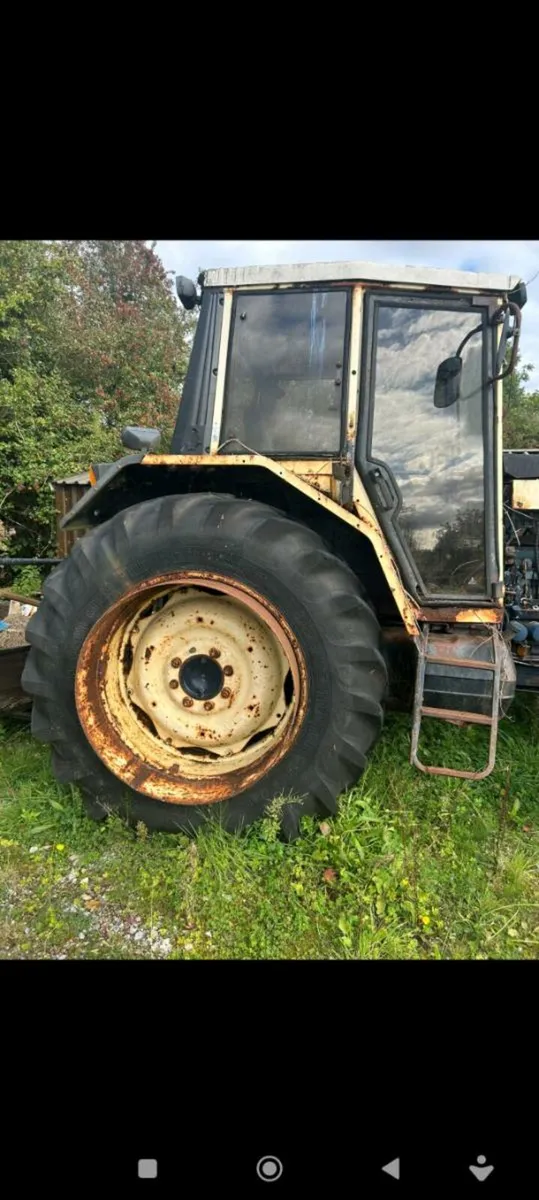 Tractor 4wd - Image 4