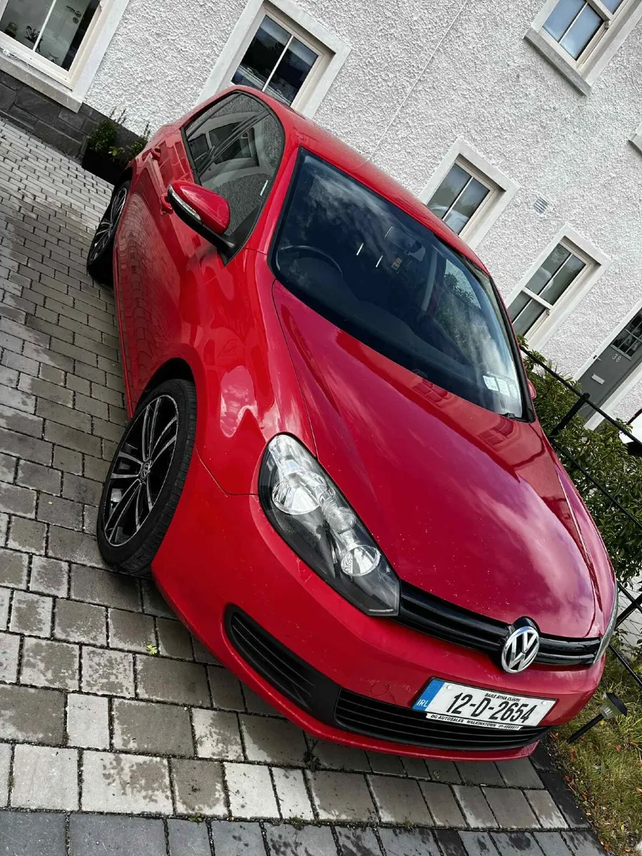 Volkswagen Golf 2012 - Image 1