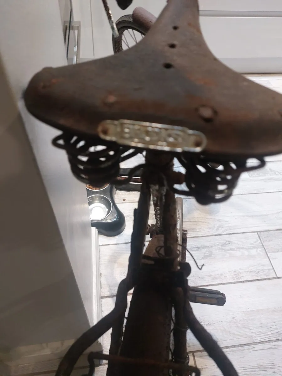 High Nelly Bicycle - Image 4