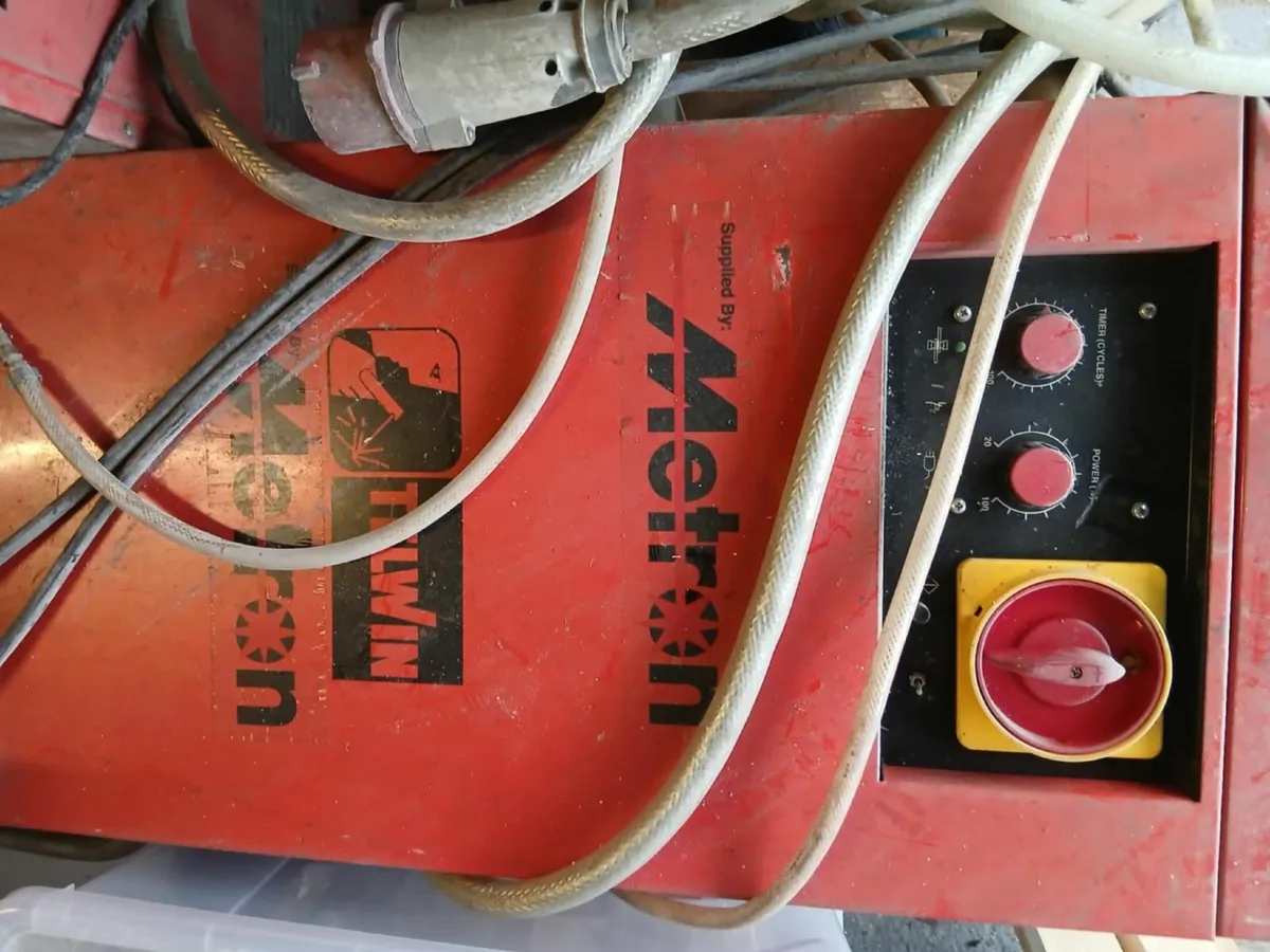 Comercial water cooled Spot welder - Image 3