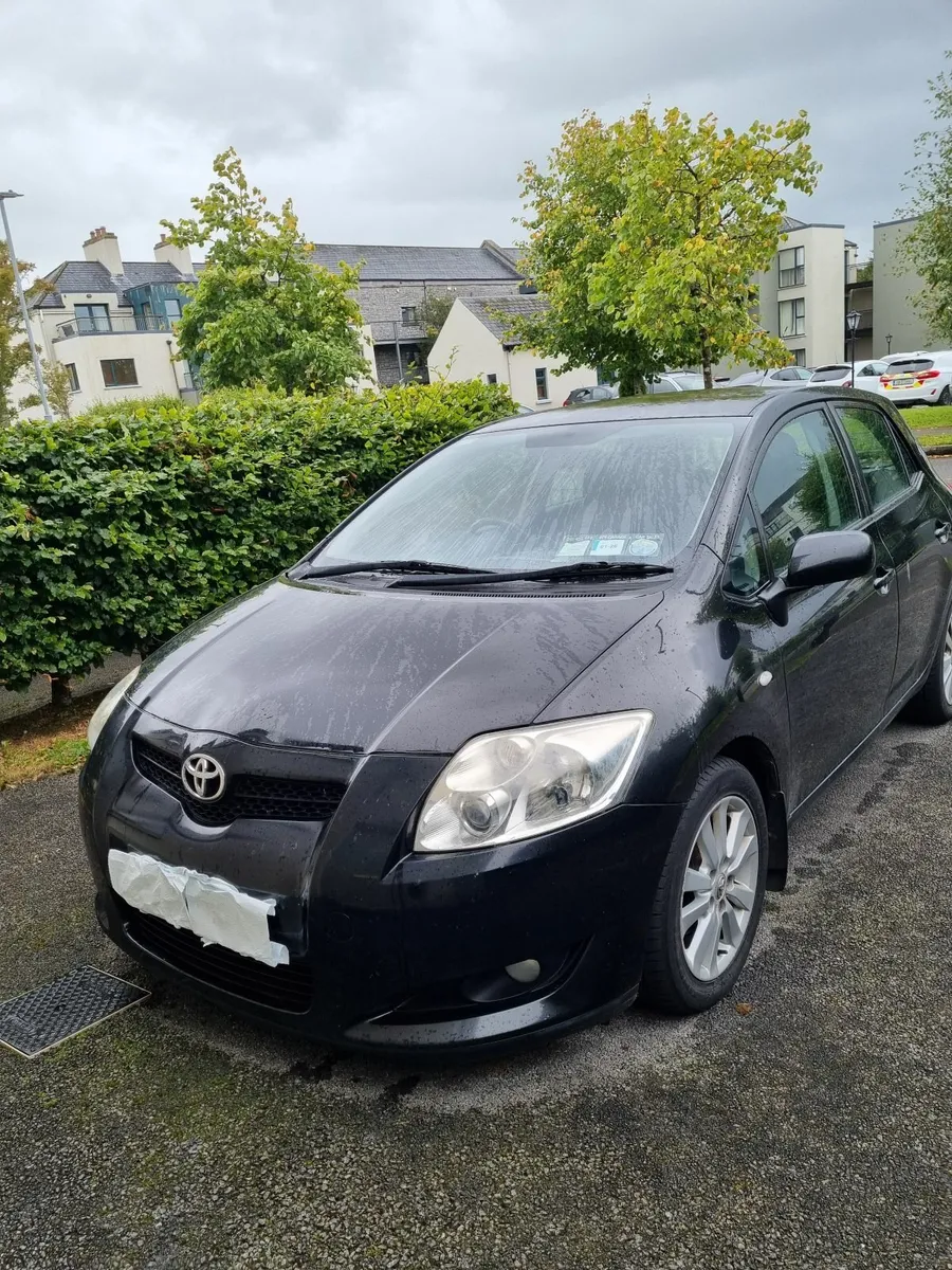 Toyota Auris 2008 - Image 1