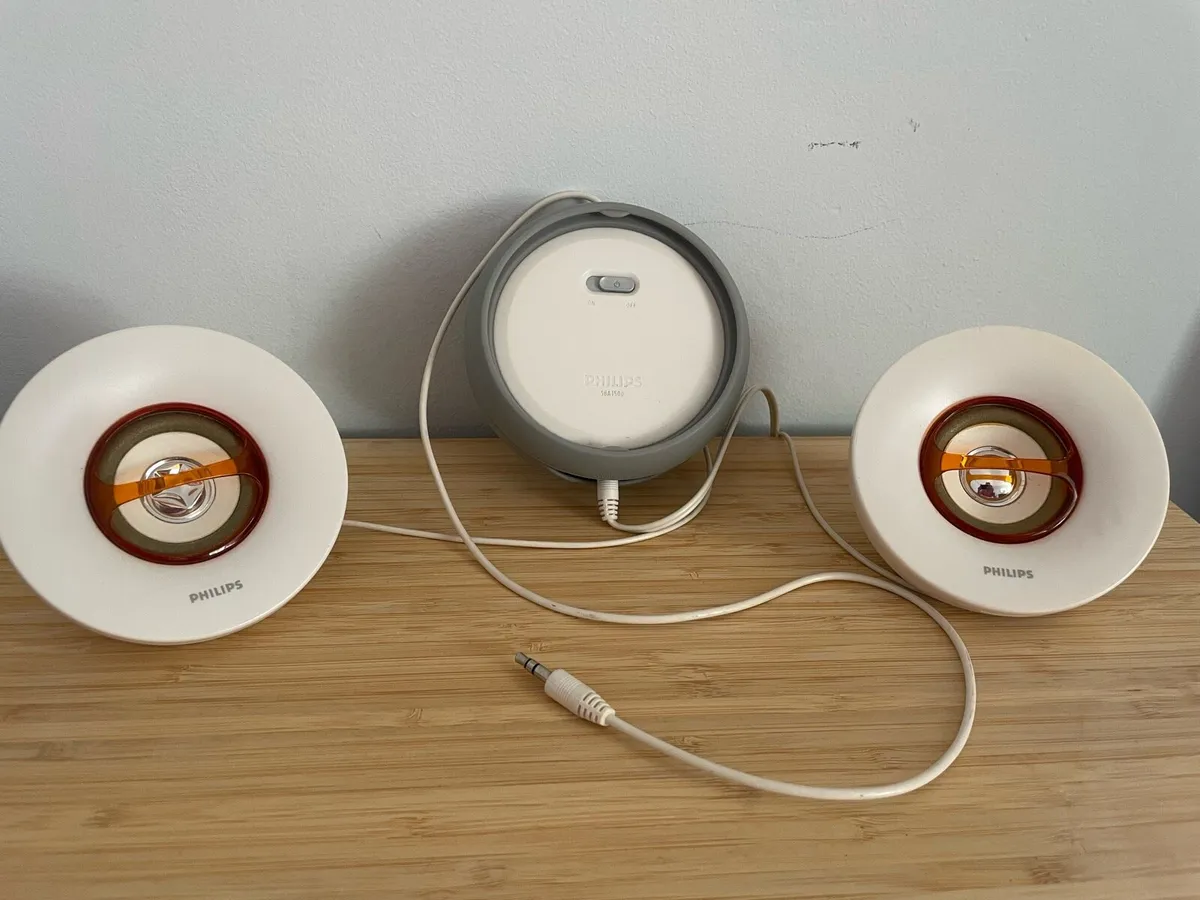 Portable Philips speakers