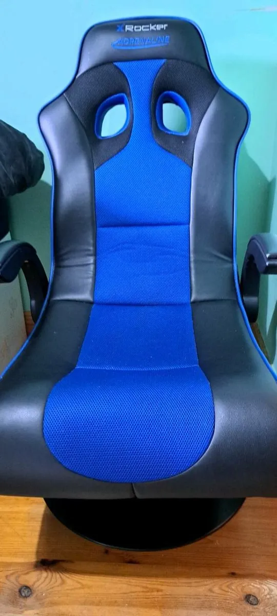 Gaming Chair - X Rocker Adrenaline - Image 1