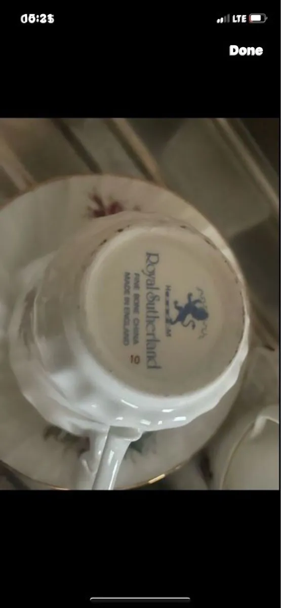 Royal Sunderland fine china - Image 4