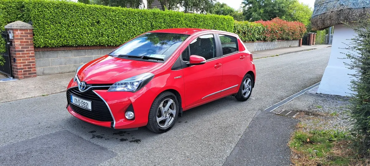 Toyota Yaris 2017 - Image 3
